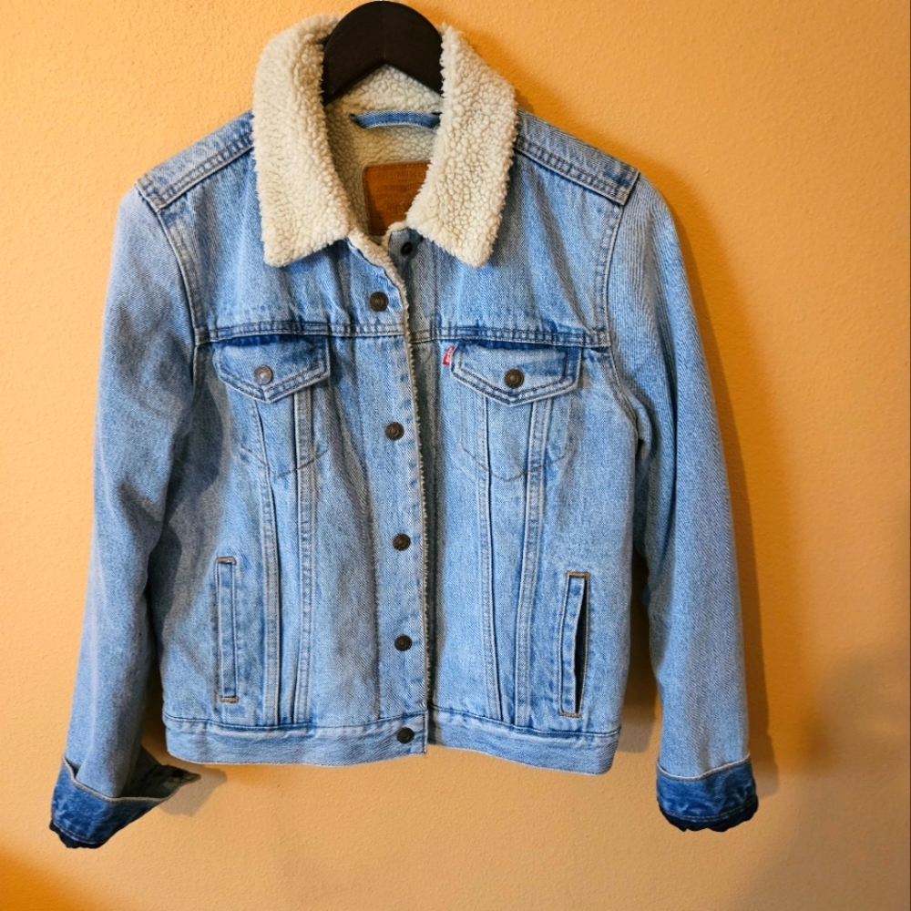 Levis women's Jacket